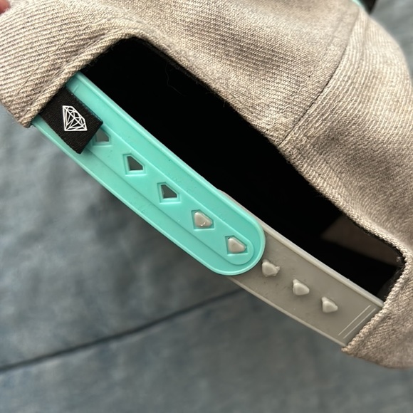 Diamond Supply Co. SnapBack cap - Picture 2 of 3